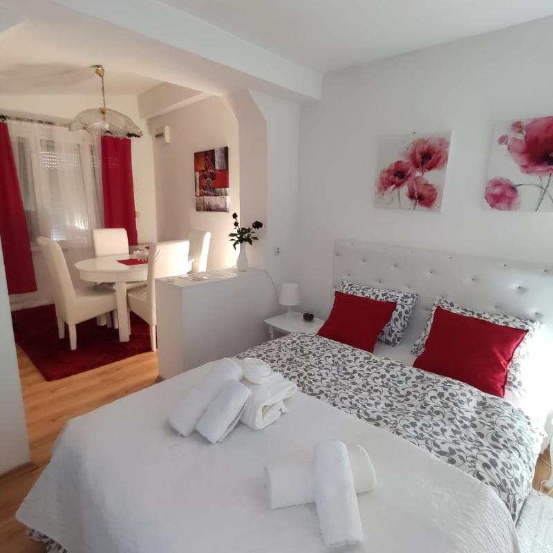 Ferienwohnung Gardos Belgrad Exterior foto